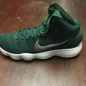 Nike hyperdunks 2017 green